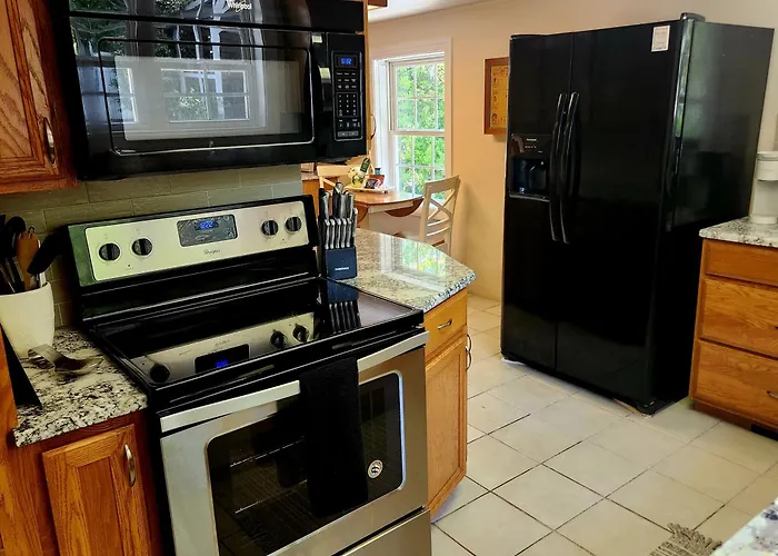 Downtown Cary 1930S Bungalow - Great Walkability