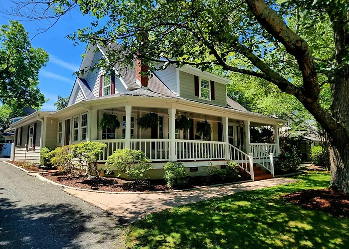 Downtown Cary 1930S Bungalow - Great Walkability
