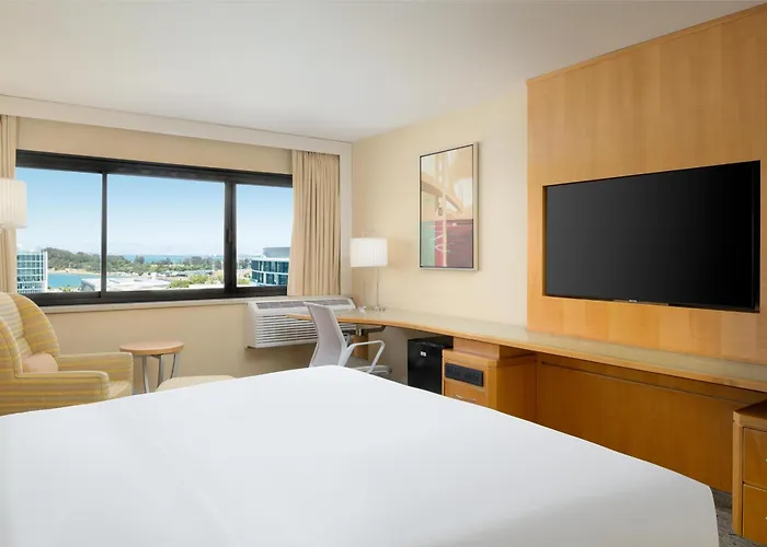 Hilton San Francisco Airport Bayfront - No Resort Fee