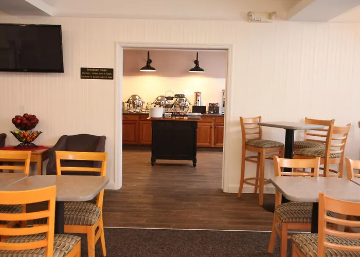 Best Western Plus Executive Court Inn & Conference Center