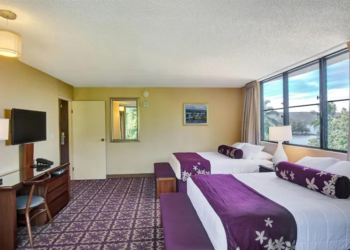 Hilo Hawaiian Hotel, Trademark Collection By Wyndham