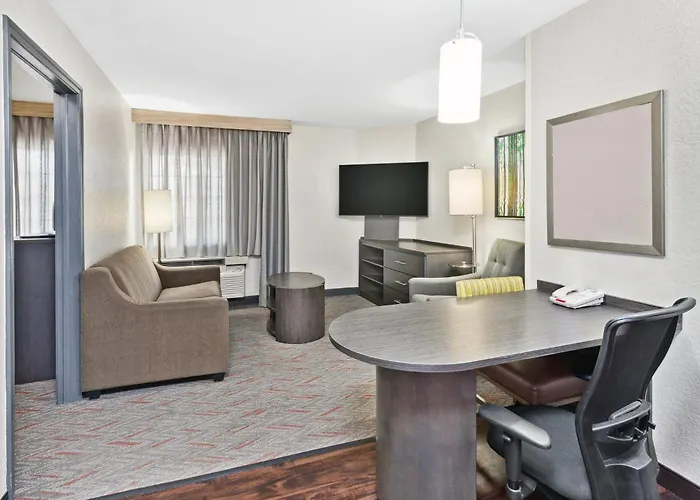 Candlewood Suites Appleton By Ihg