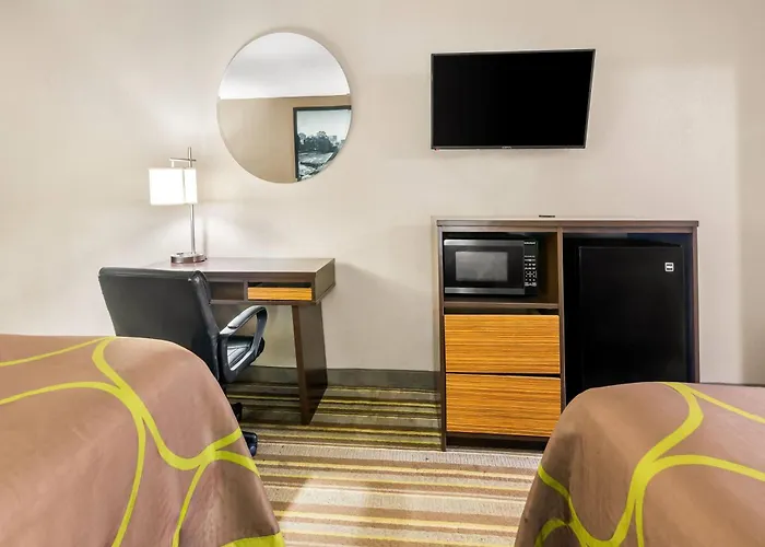 Super 8 By Wyndham Columbia