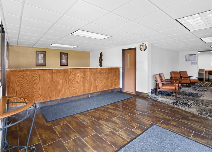 Fargo Inn And Suites