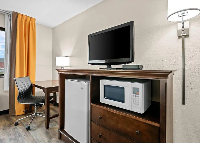 Super 8 By Wyndham Alexandria Mn