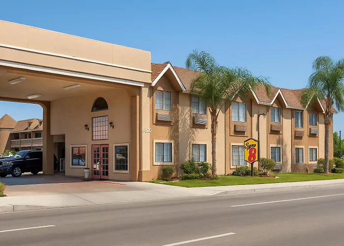 Motel Super 8 By Wyndham Bakersfield South Ca
