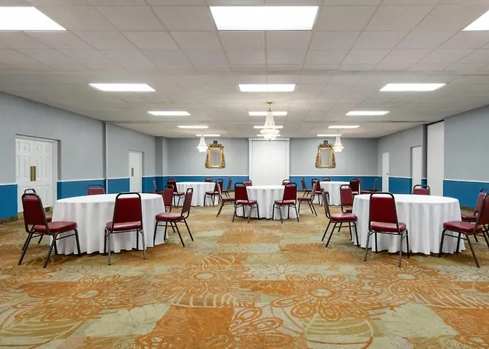 Baymont By Wyndham Salem Roanoke Area