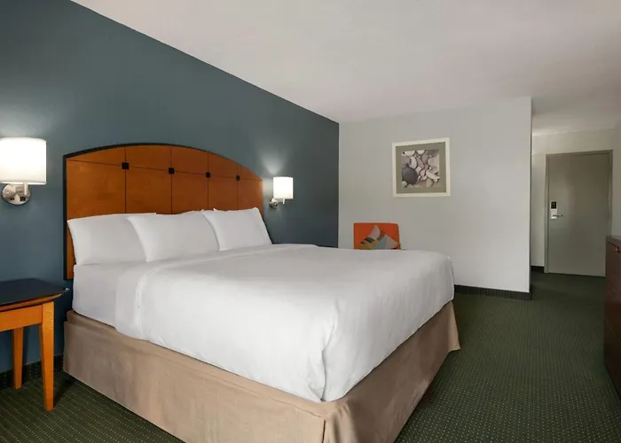 Baymont By Wyndham Salem Roanoke Area
