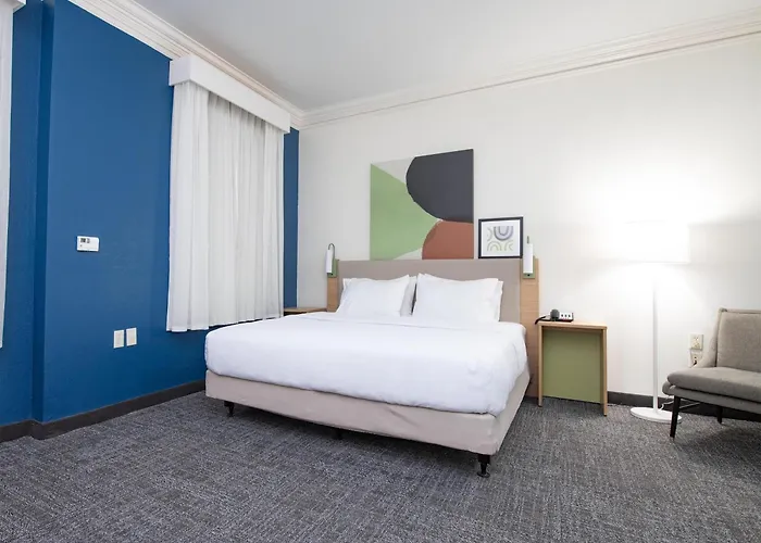Spark By Hilton Lafayette South