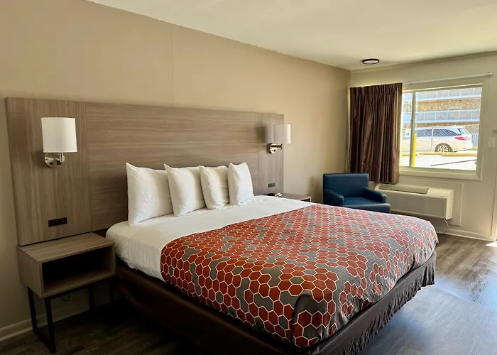 Econo Lodge Charlottesville North - University Area