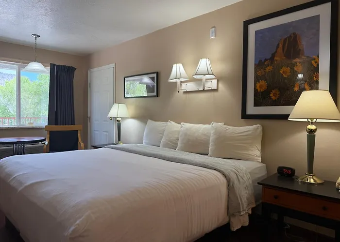 Cathedral Valley Inn