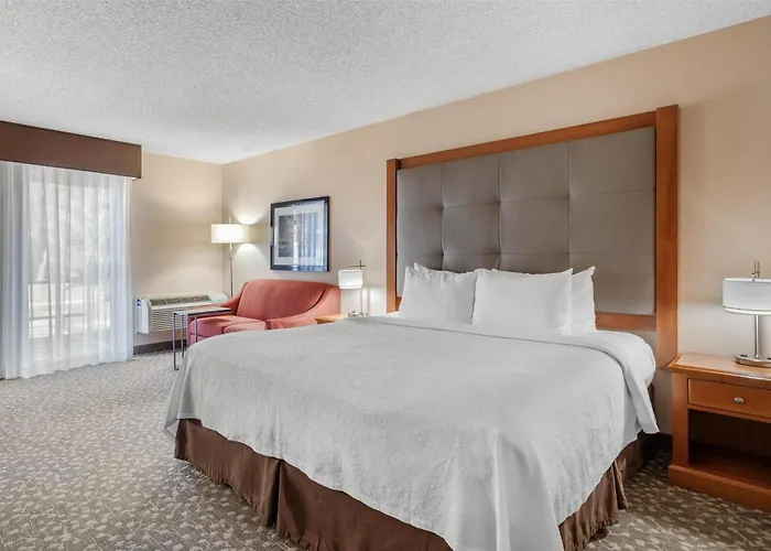 Best Western Plus Oak Harbor Hotel & Conference Center