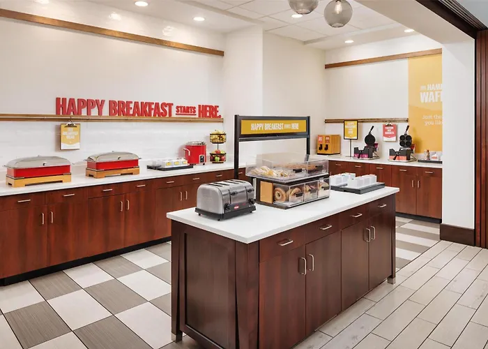 Hampton Inn & Suites Chattanooga/Hamilton Place
