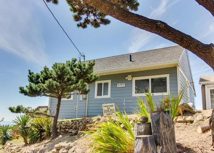 Blue Sea Oceanfront Cottage