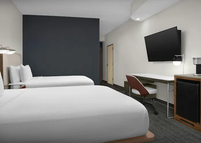 Courtyard By Marriott Pensacola Downtown