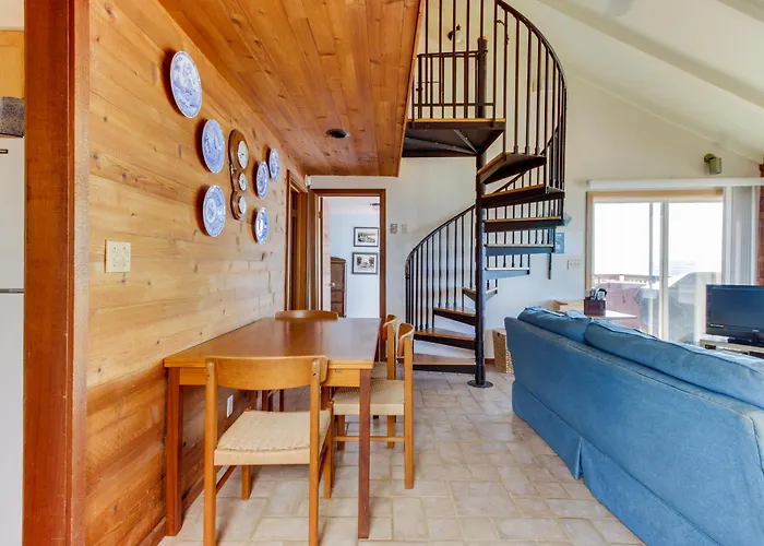 Blue Sea Oceanfront Cottage