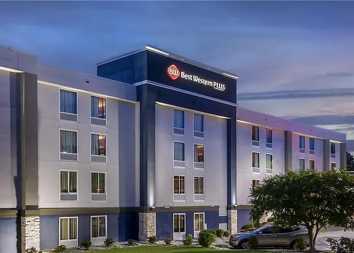Best Western Plus Lexington Inn