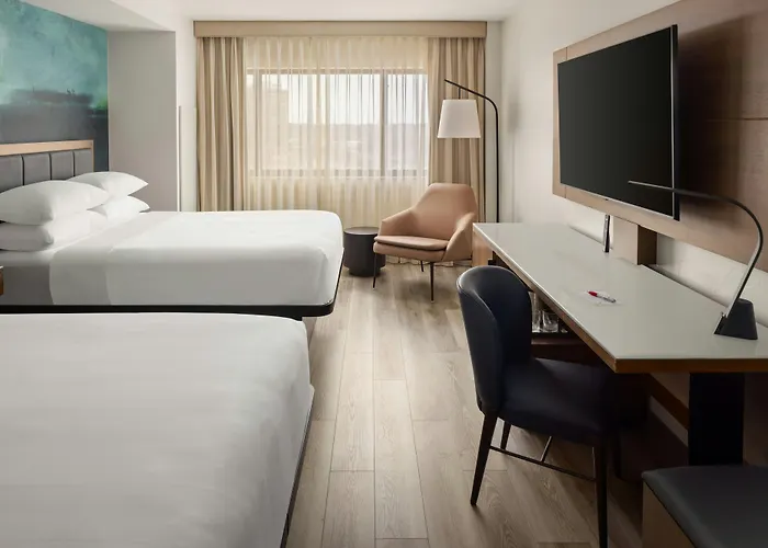 Oshkosh Marriott Waterfront Hotel & Convention Center