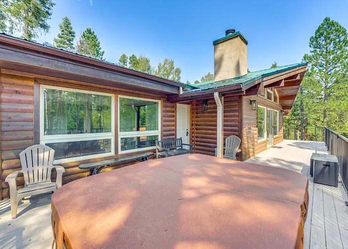 Stylish, Serene Angel Fire Cabin W/ Hot Tub!