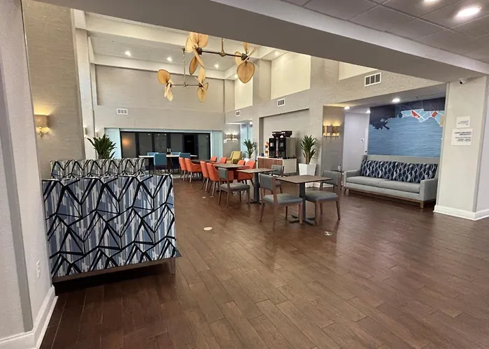 Holiday Inn Express & Suites Destin - Miramar Beach By Ihg