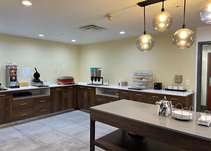 Comfort Inn & Suites Toledo North