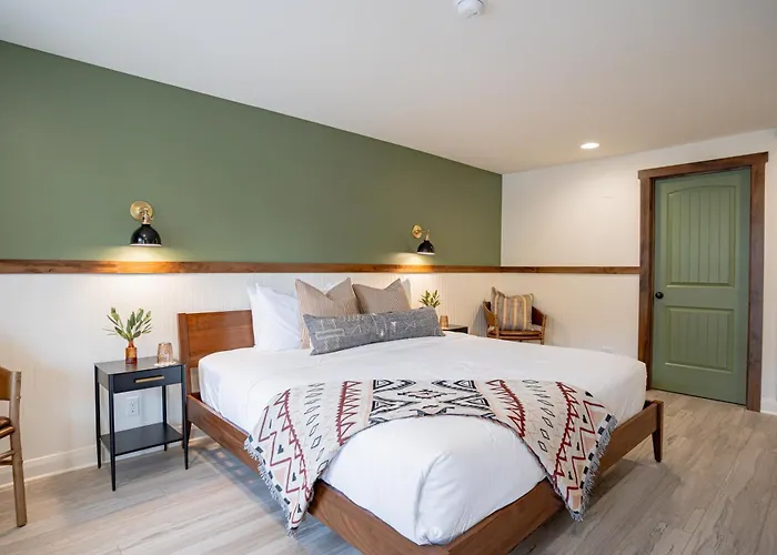 Petty Ranch Inn