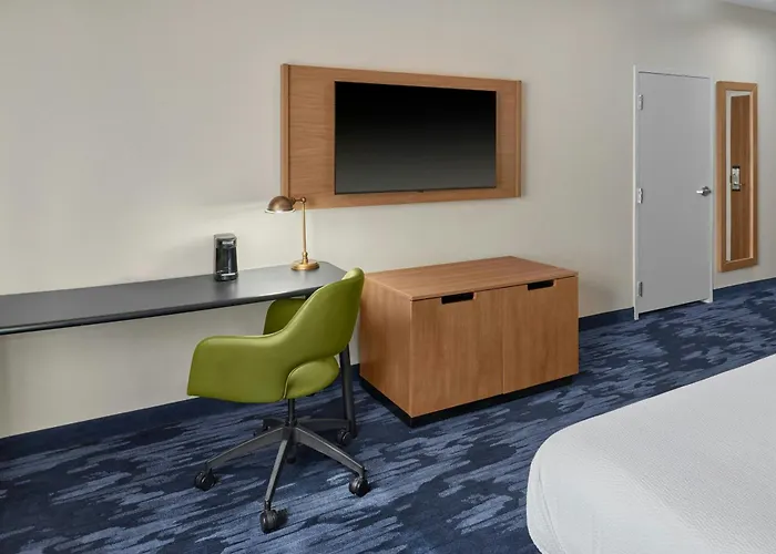 Fairfield Inn & Suites Detroit Farmington Hills