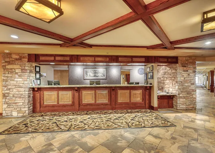 The Lodge At Deadwood