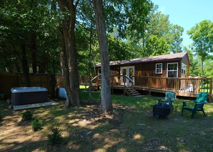 Creekwalk Inn Bed And Breakfast With Cabins