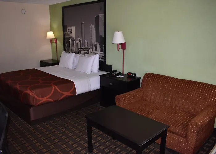 Super 8 By Wyndham Lithonia