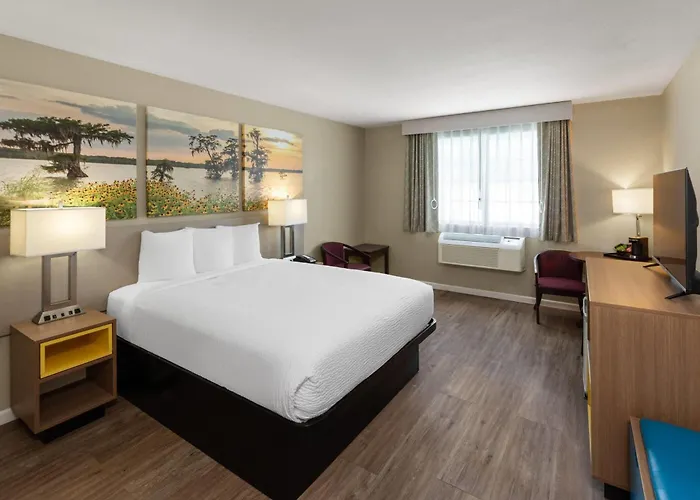 Days Inn By Wyndham Mountain Home