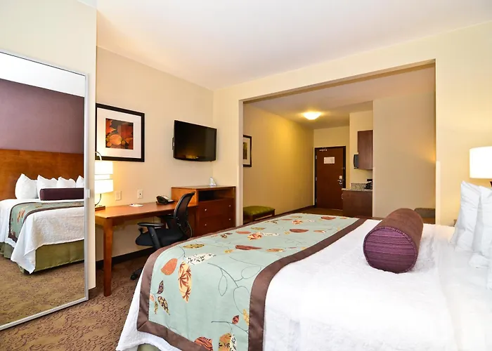 Best Western Plus Carousel Inn & Suites Burlington