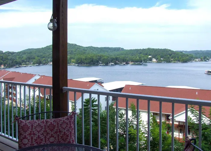 'Serenity At The Lake' In Ozarks W/ View