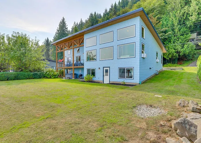 Lake Whatcom House W/ Private Hot Tub + Dock
