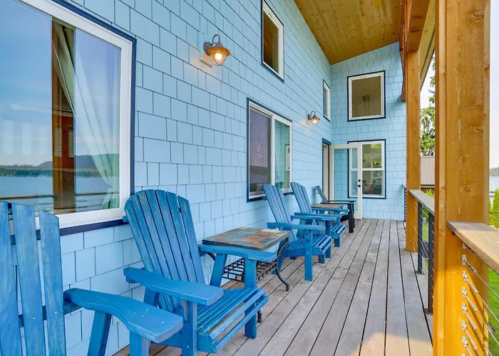 Lake Whatcom House W/ Private Hot Tub + Dock