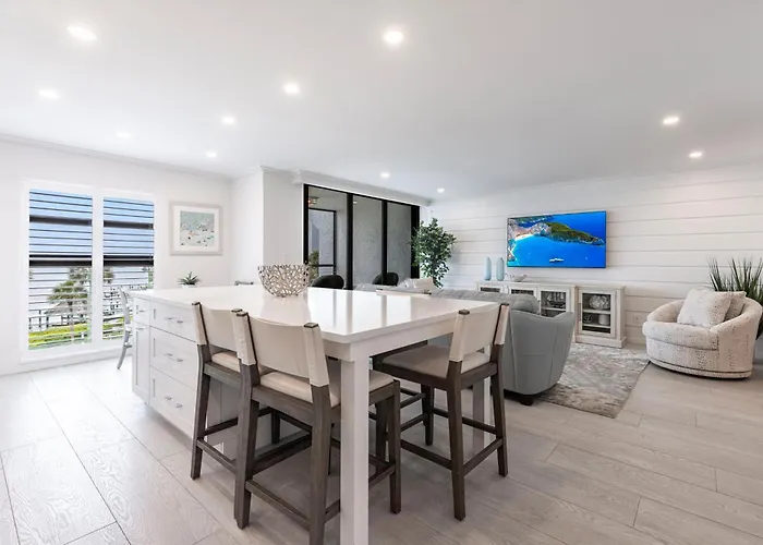 Lovely Marco Island Condo W/ Private Bay View