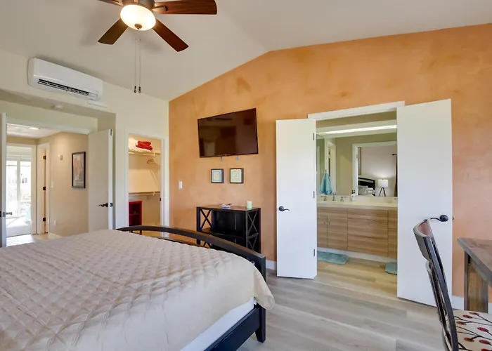 'Roadrunner Roost' At Rams Hill Golf Resort!