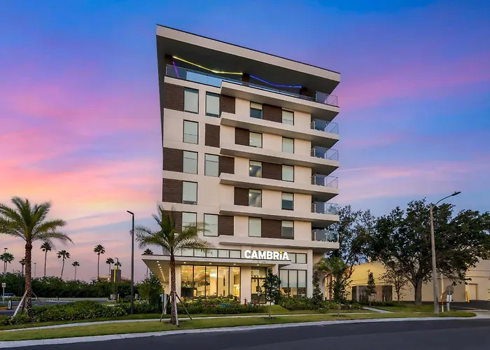 Cambria Hotel Orlando Near Universal Theme Parks
