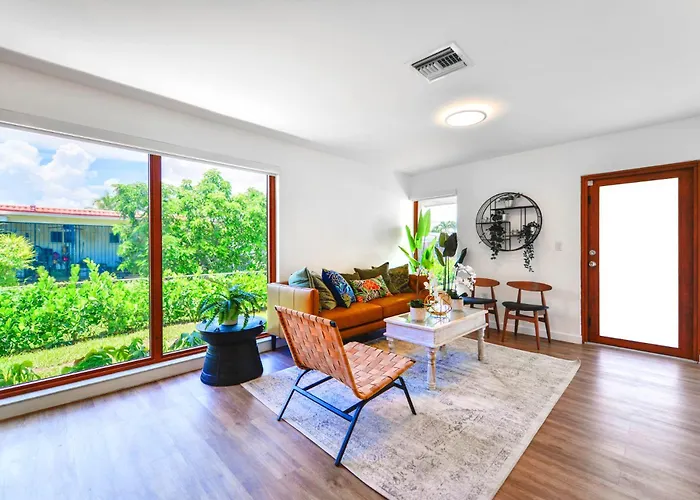 Family-Friendly 4Br House With Pool In Westchester Miami