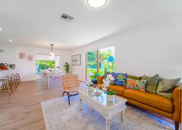 Family-Friendly 4Br House With Pool In Westchester Miami