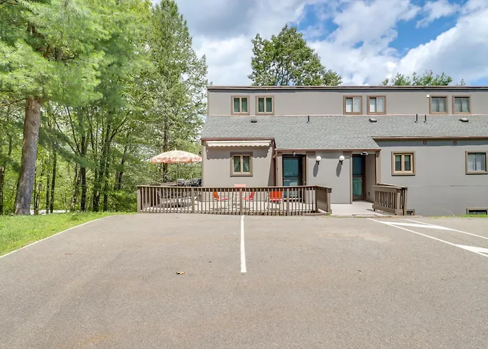 Indoor Pool | Near Skiing | Tannersville Townhome