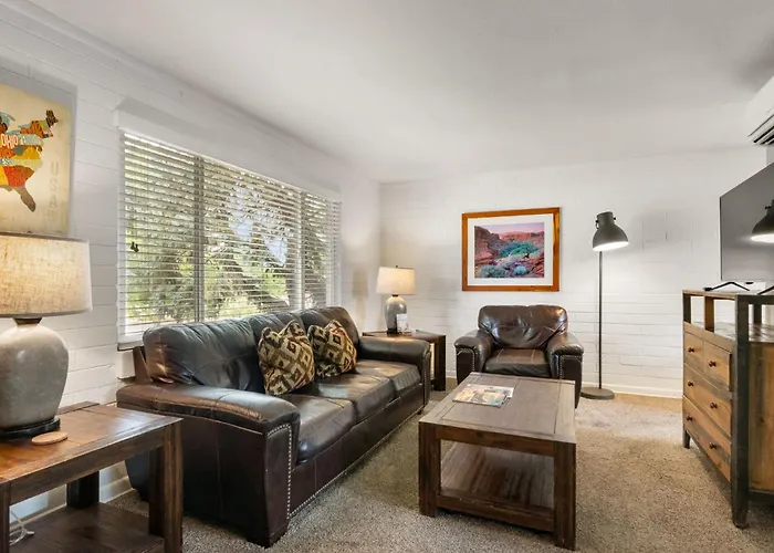 Downtown Cozy Home Base - Purple Sage 3