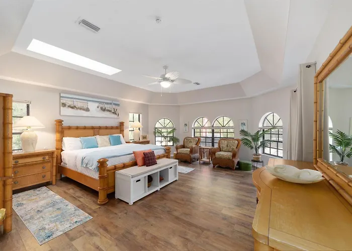Your Manatee And Scalloping Adventure Retreat In Crystal River