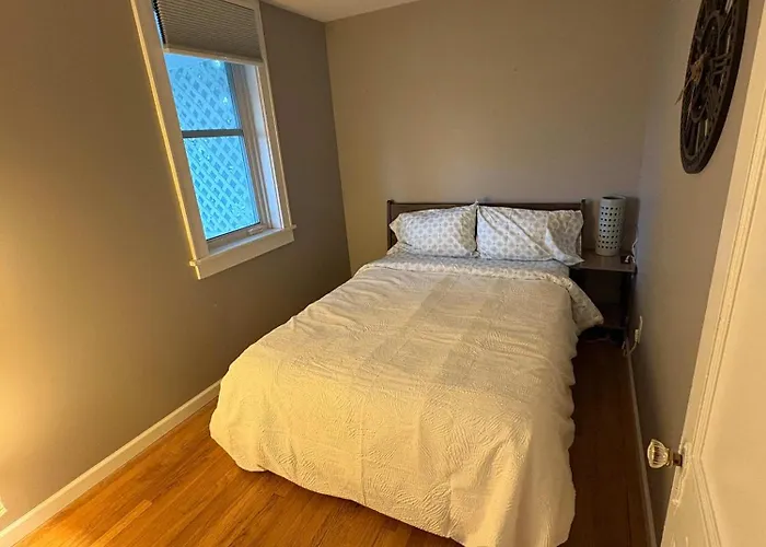 Perfectly Located Private Apartment