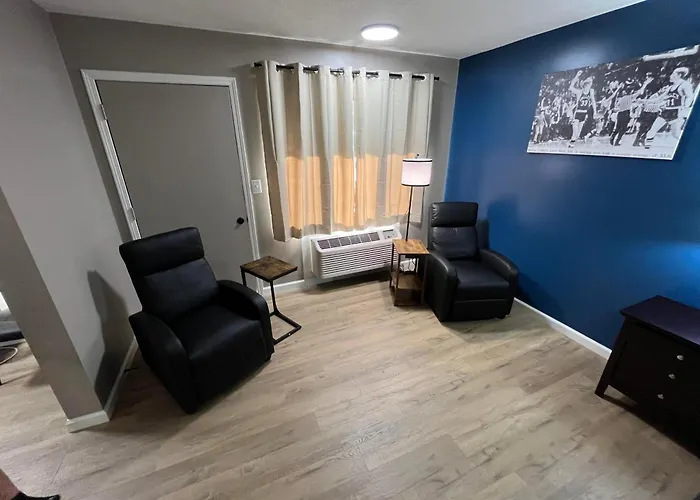 Valley Inn And Suites