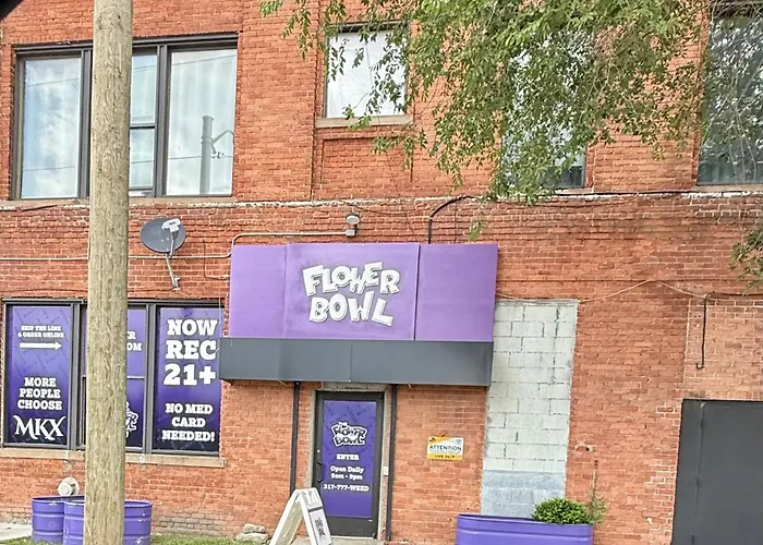 420 Friendly Boho Loft Downtown King Suite Free Parking