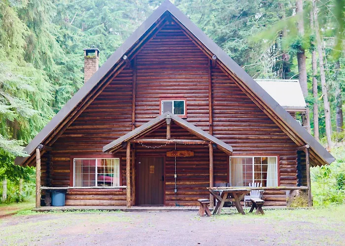 Log Cabin At Rainier Lodge
