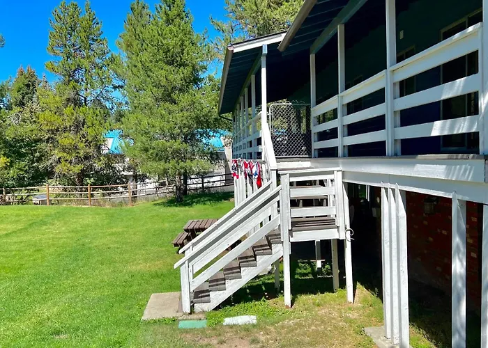 The Great Outdoors - Fantastic Home - Lake Cascade - Game Room - A/C - Lots Of Parking