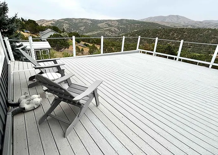 Mountain Home Getaway-Great Views & Exercise Room