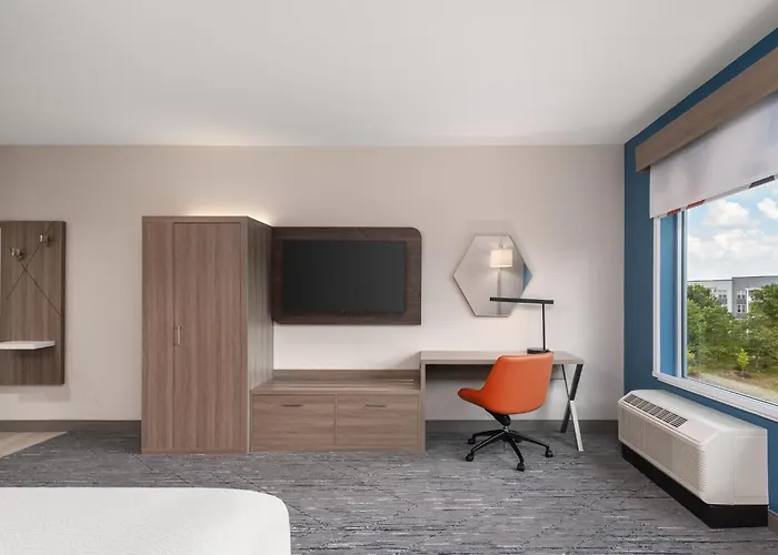 Holiday Inn Express & Suites Buford - Mall Of Georgia By Ihg